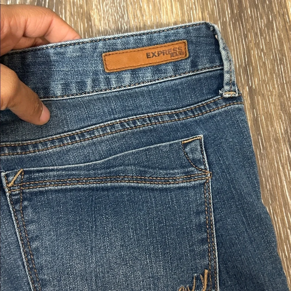 Express Jeans - Picture 4 of 5